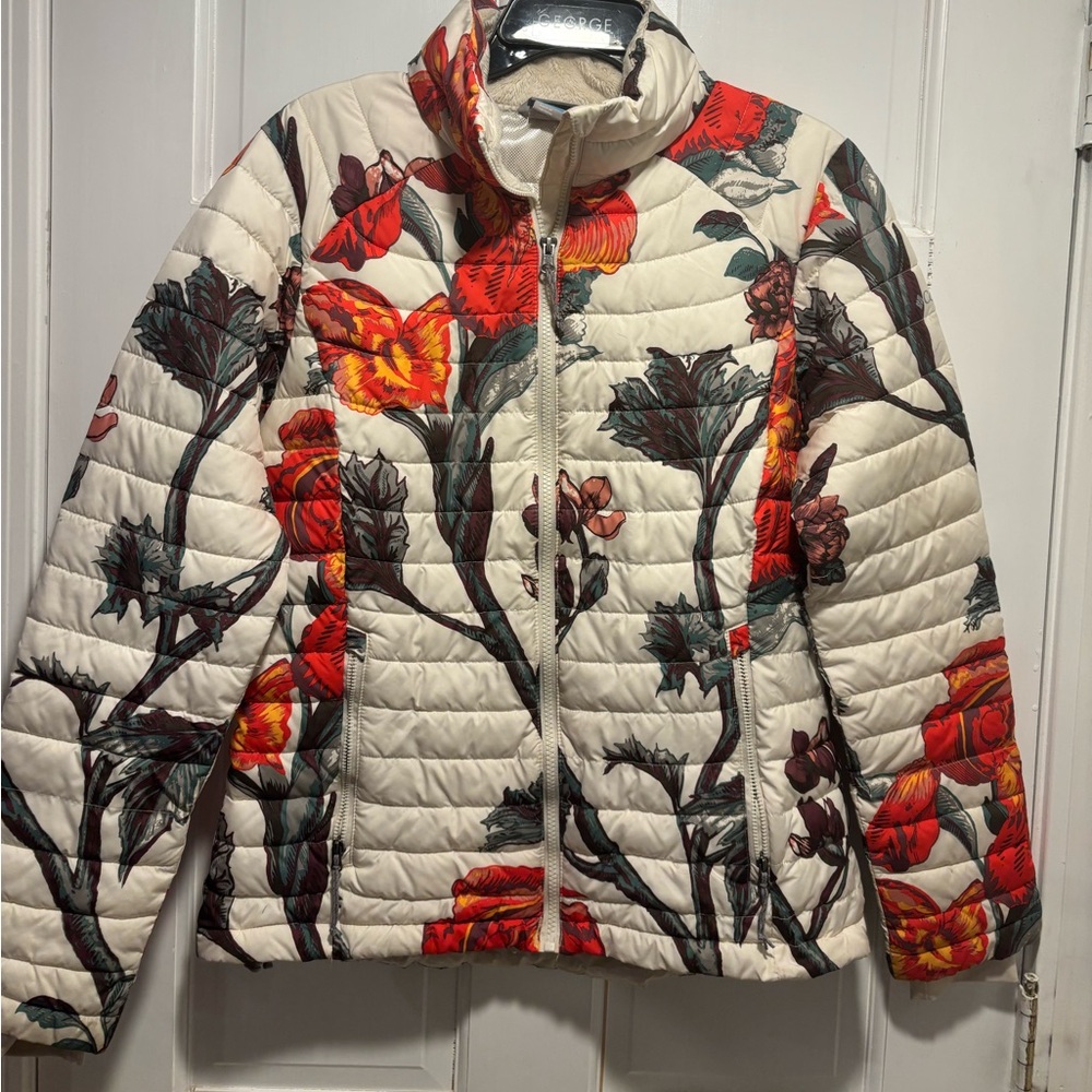 Women’s Powder Lite™ Insulated
Chalk Botanica Print